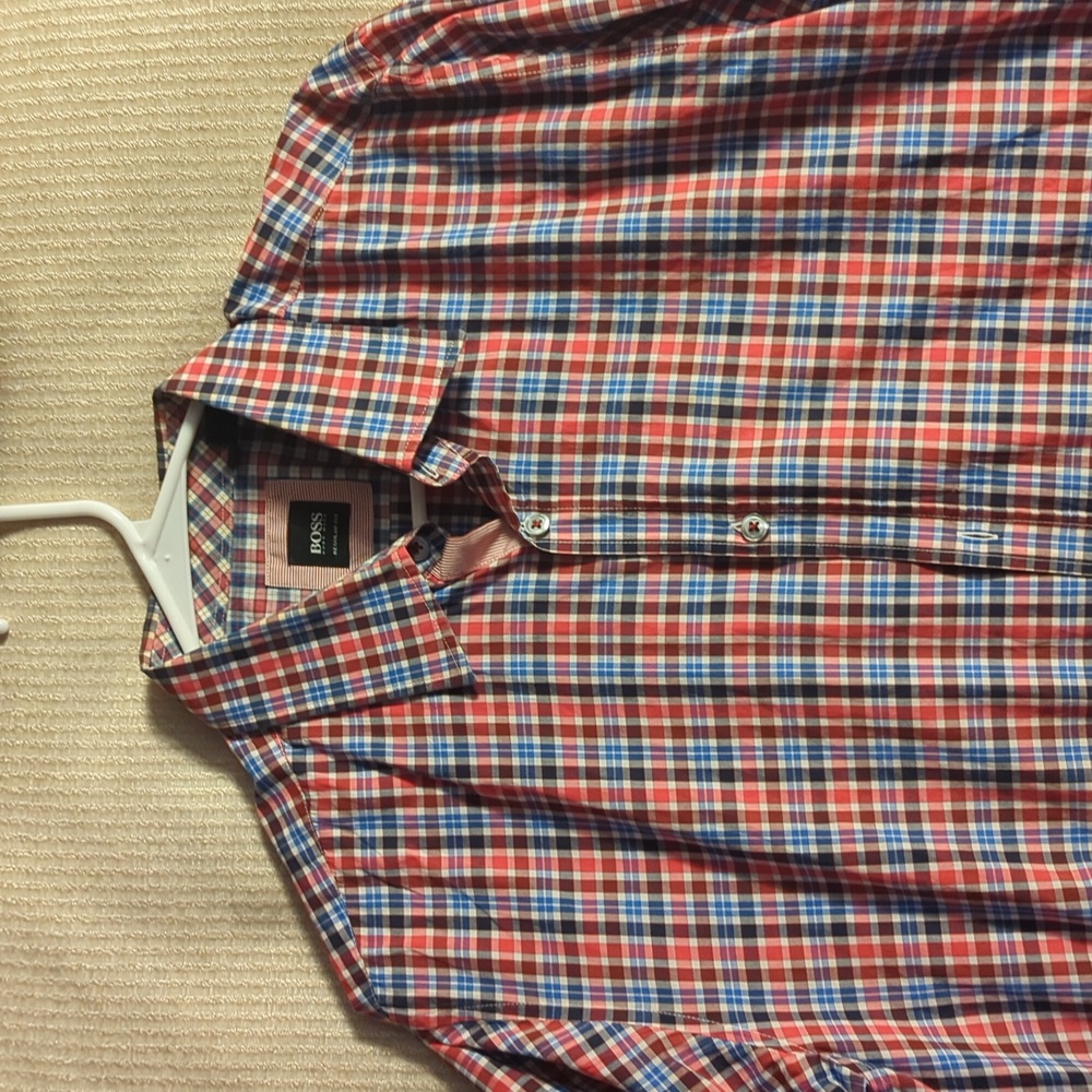 Hugo Boss button up men's large shirt red and blue stripes